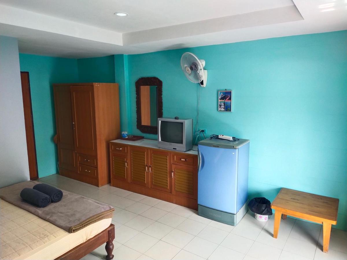 Phonsomboon Guesthouse Тау Экстерьер фото