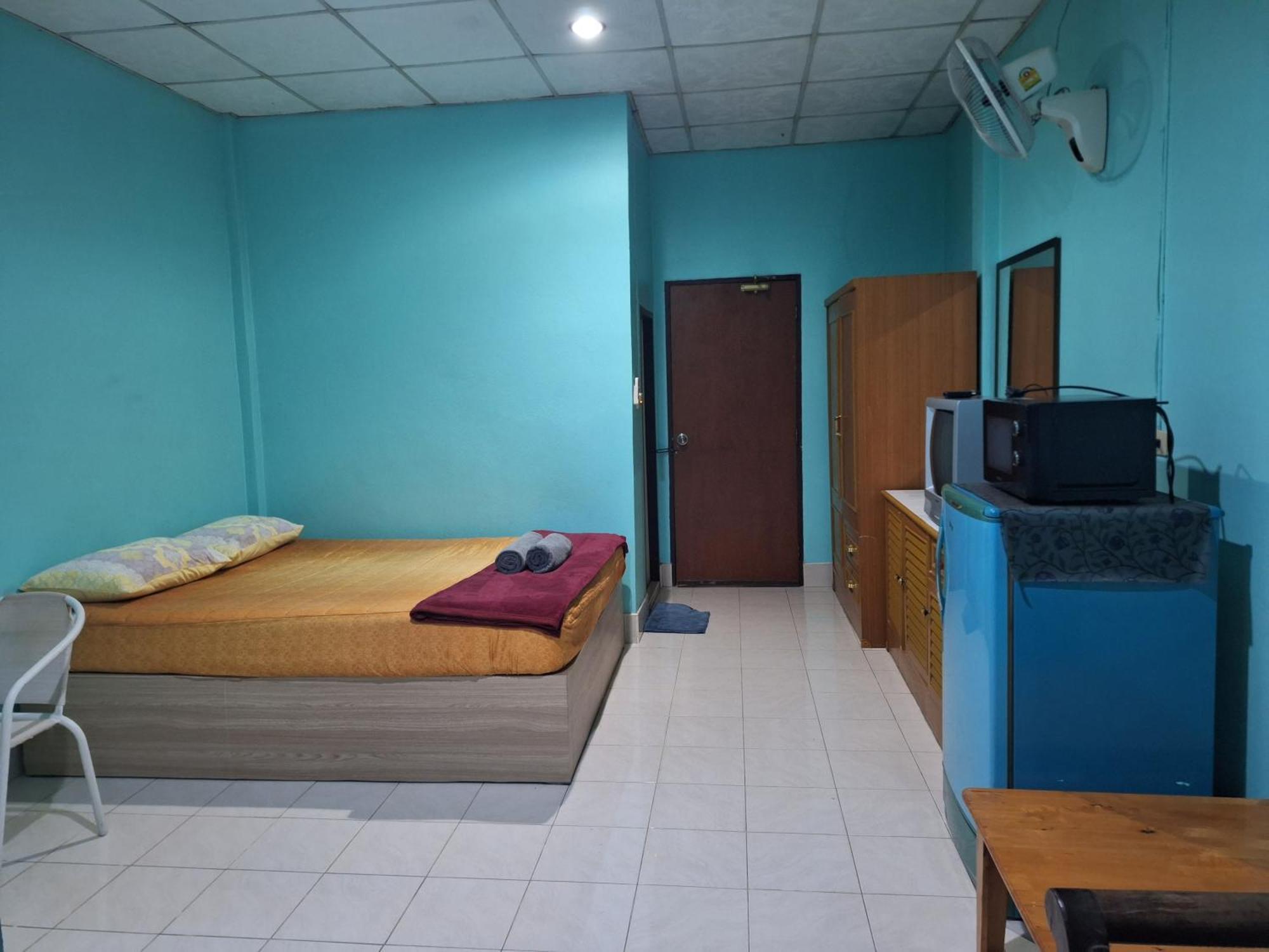 Phonsomboon Guesthouse Тау Экстерьер фото
