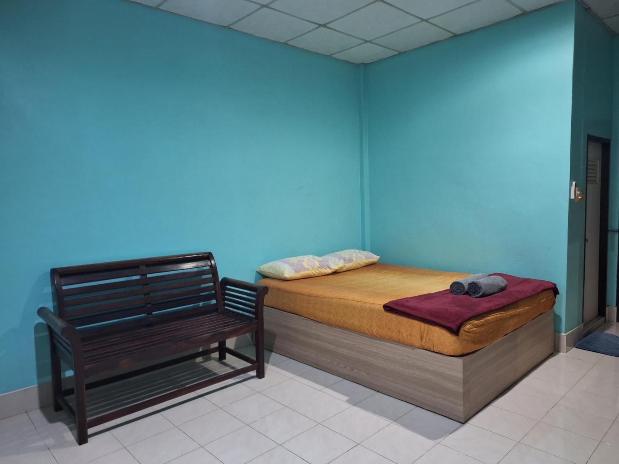 Phonsomboon Guesthouse Тау Экстерьер фото